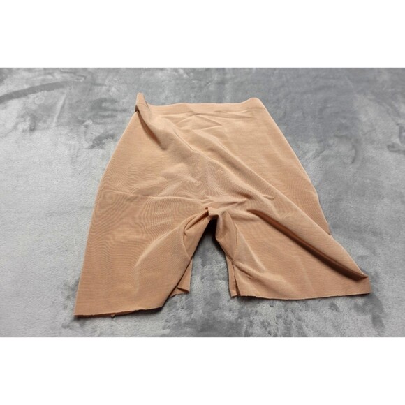 Skims Medium Beige Clay Sheer Sculpt Low Back Shorts NWT - Picture 1 of 7
